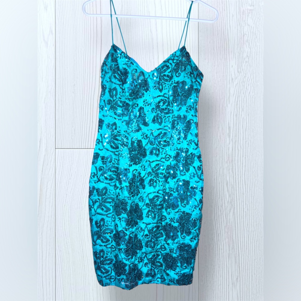ZUM ZUM Women’s Two Tone Turquoise Sequin Floral Formal Mini Dress - Picture 3 of 11
